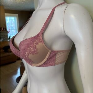 VICTORIA’S SECRET Dream Angels Lined Demi 34A Front Close Bra